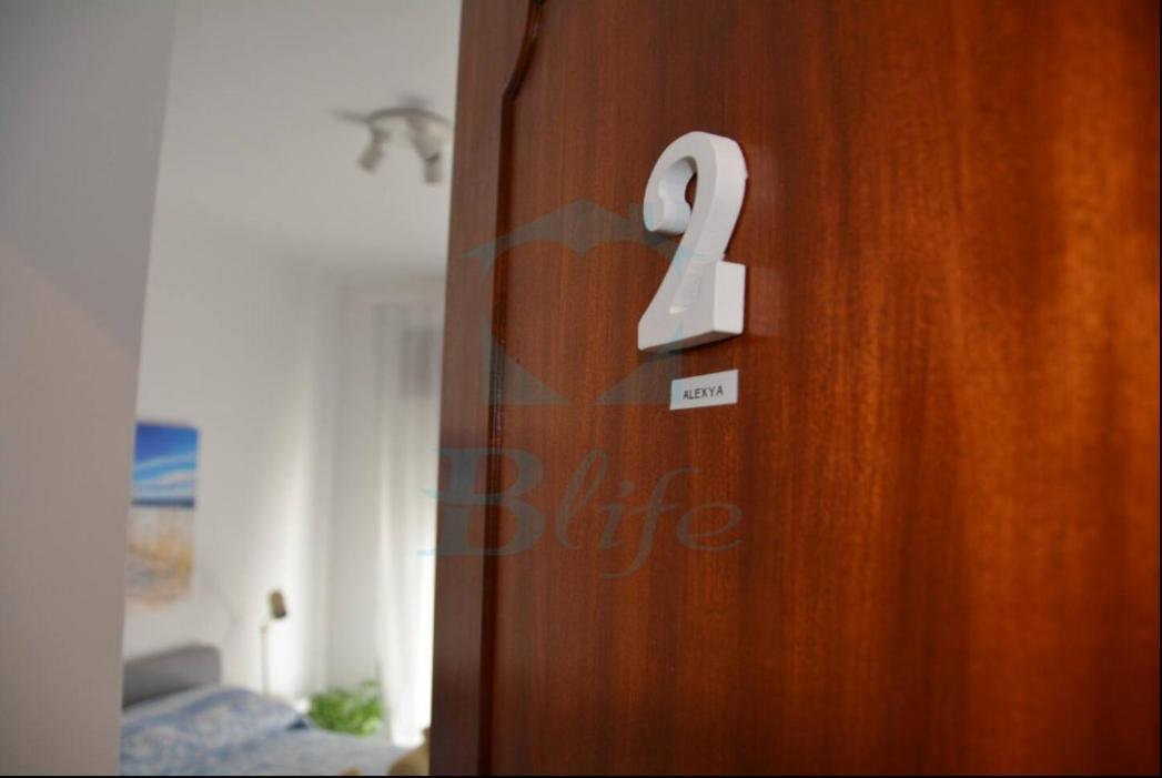 Blife Julya Private Rooms 法鲁区 外观 照片
